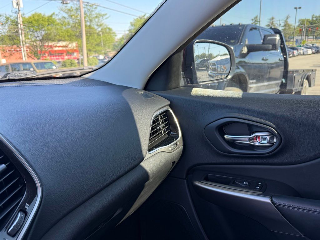 2019 Jeep Cherokee Limited Crestwood KY