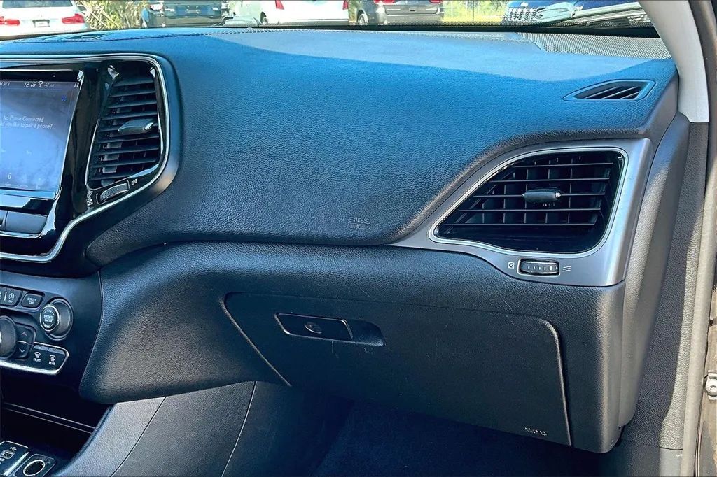 2019 Jeep Cherokee Limited Sport Utility 4D Maitland FL