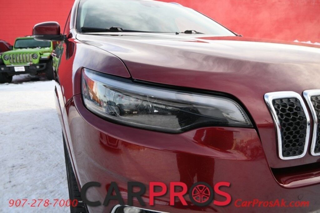 2019 Jeep Cherokee Overland - 4X4 - Technology Pkg - Heated & Cooled Leather Seats - Heated Steering Wheel - 2nd Row Heated Seats - Remote Start - Apple CarPlay - Android Auto - Adapative Cruise Control - Panoramic Sunroof - Tow Pkg Anchorage AK