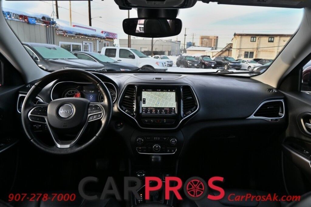 2019 Jeep Cherokee Overland - 4X4 - Technology Pkg - Heated & Cooled Leather Seats - Heated Steering Wheel - 2nd Row Heated Seats - Remote Start - Apple CarPlay - Android Auto - Adapative Cruise Control - Panoramic Sunroof - Tow Pkg Anchorage AK