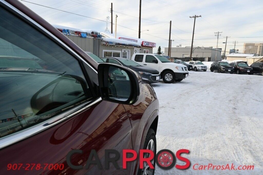 2019 Jeep Cherokee Overland - 4X4 - Technology Pkg - Heated & Cooled Leather Seats - Heated Steering Wheel - 2nd Row Heated Seats - Remote Start - Apple CarPlay - Android Auto - Adapative Cruise Control - Panoramic Sunroof - Tow Pkg Anchorage AK