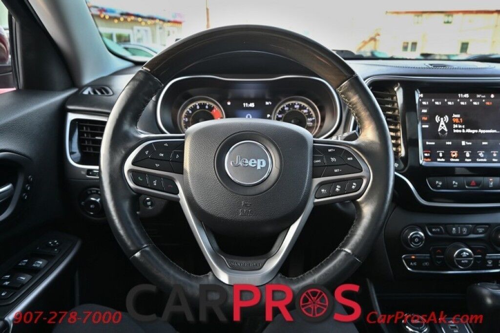 2019 Jeep Cherokee Overland - 4X4 - Technology Pkg - Heated & Cooled Leather Seats - Heated Steering Wheel - 2nd Row Heated Seats - Remote Start - Apple CarPlay - Android Auto - Adapative Cruise Control - Panoramic Sunroof - Tow Pkg Anchorage AK