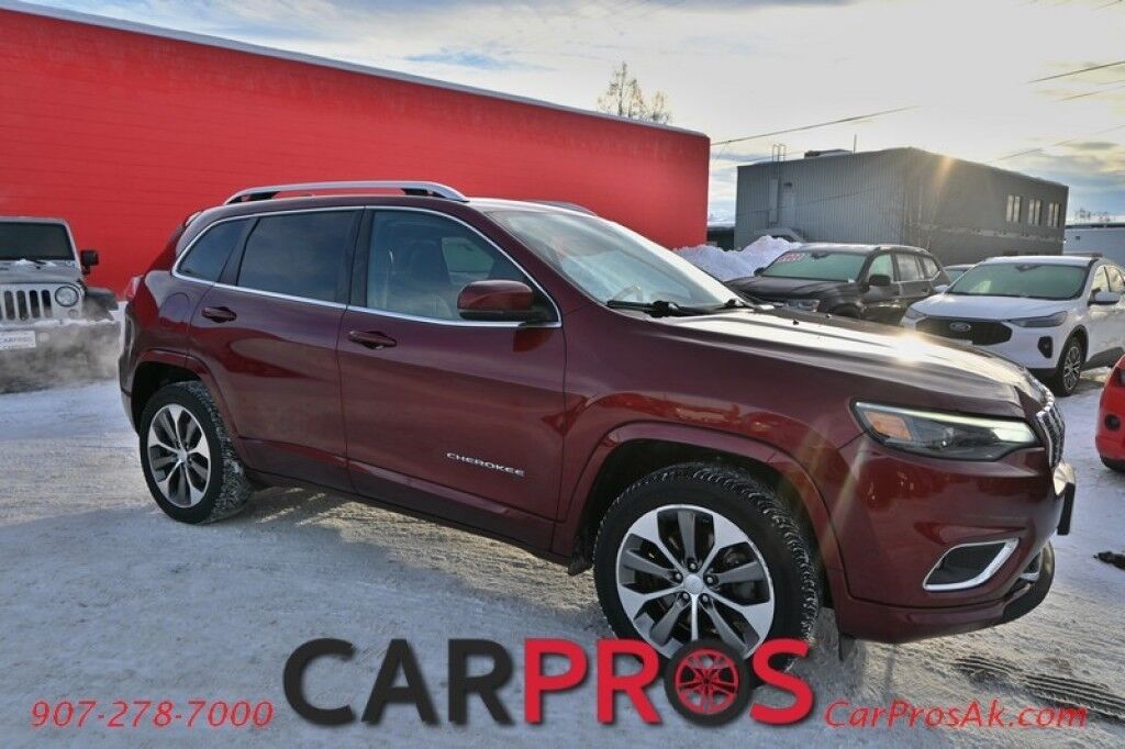 2019 Jeep Cherokee Overland - 4X4 - Technology Pkg - Heated & Cooled Leather Seats - Heated Steering Wheel - 2nd Row Heated Seats - Remote Start - Apple CarPlay - Android Auto - Adapative Cruise Control - Panoramic Sunroof - Tow Pkg Anchorage AK