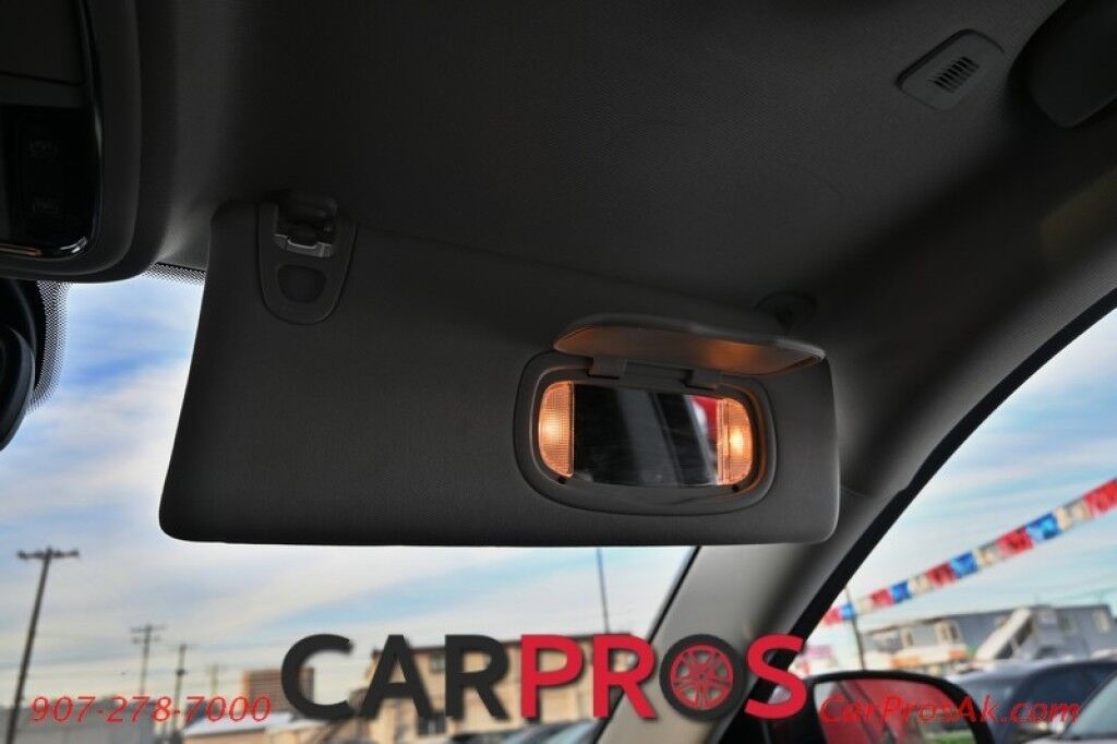 2019 Jeep Cherokee Overland - 4X4 - Technology Pkg - Heated & Cooled Leather Seats - Heated Steering Wheel - 2nd Row Heated Seats - Remote Start - Apple CarPlay - Android Auto - Adapative Cruise Control - Panoramic Sunroof - Tow Pkg Anchorage AK