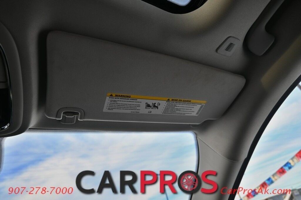 2019 Jeep Cherokee Overland - 4X4 - Technology Pkg - Heated & Cooled Leather Seats - Heated Steering Wheel - 2nd Row Heated Seats - Remote Start - Apple CarPlay - Android Auto - Adapative Cruise Control - Panoramic Sunroof - Tow Pkg Anchorage AK