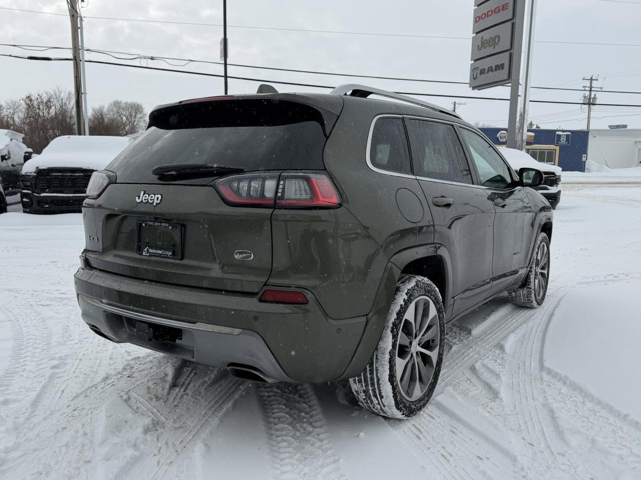 2019 Jeep Cherokee Overland 4x4 | V6 Pentastar | Leather | Heated Vented Seats | Pano Sunroof | NAV | Remote Start Redwater AB