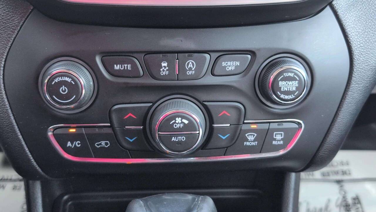 2019 Jeep Cherokee Trailhawk 4x4 4dr SUV Lake Orion MI