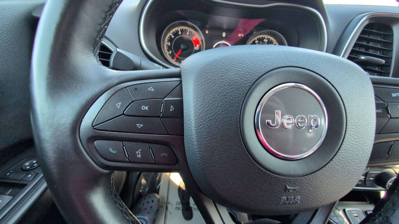 2019 Jeep Cherokee Trailhawk 4x4 4dr SUV Lake Orion MI