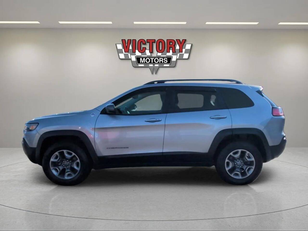 2019 Jeep Cherokee Trailhawk 4x4 4dr SUV Lake Orion MI