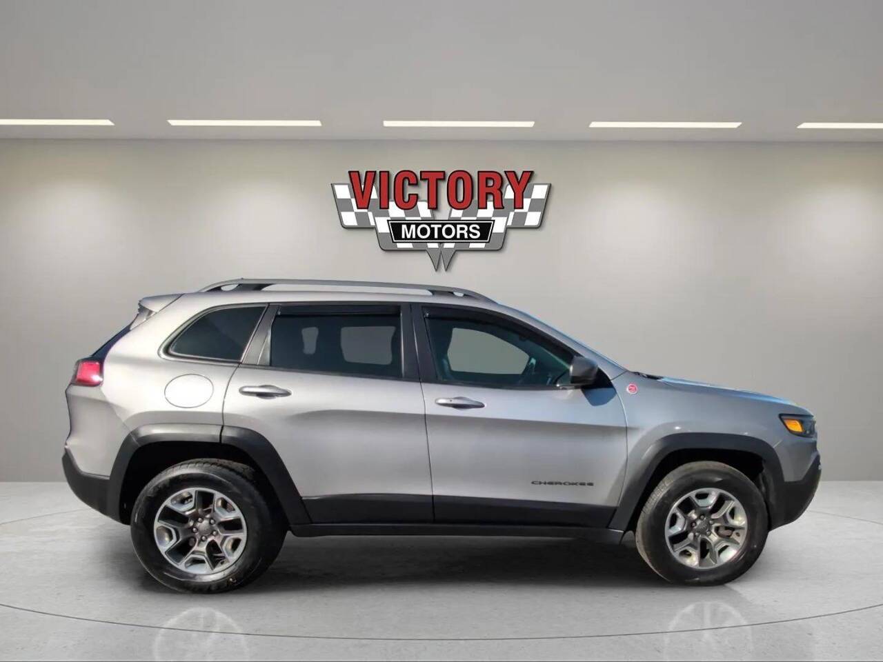 2019 Jeep Cherokee Trailhawk 4x4 4dr SUV Lake Orion MI