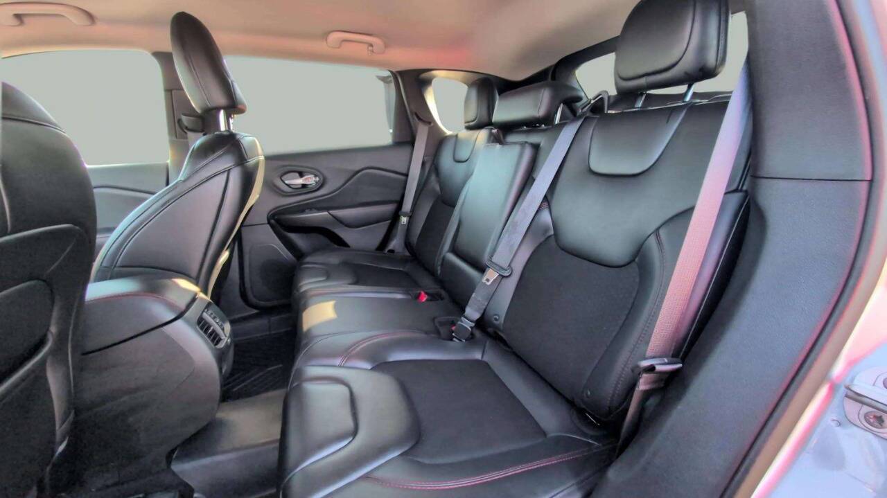 2019 Jeep Cherokee Trailhawk 4x4 4dr SUV Lake Orion MI