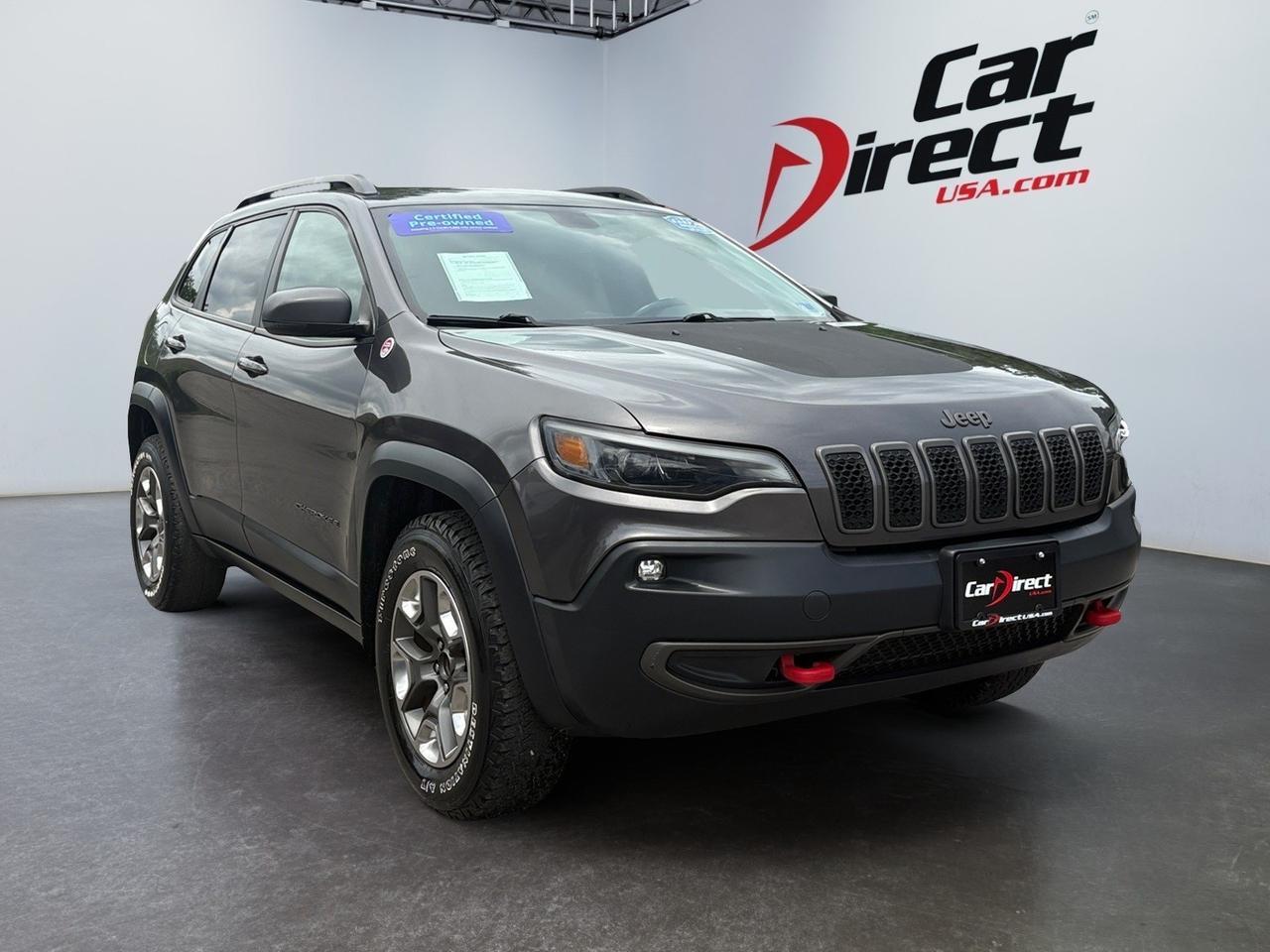 2019 Jeep Cherokee Trailhawk, BLIND SPOT AERT, LANE KEEP ASSIST, ROOF RAILS, APPLE CARPLAY/ANDROID AUTO, BACKUP CAMERA WITH PARKING SENSORS, UCONNECT BLUETOOTH, SELECT DRIVE MODES, ONLY 61K MILES, CLEAN CARFAX, RIDE THE TRAILS IN THIS CHEROKEE!