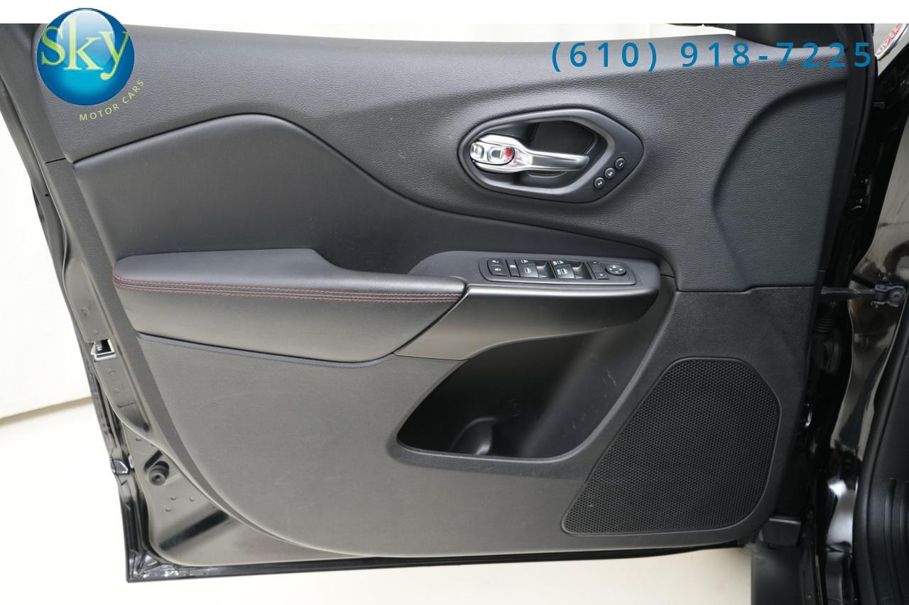 2019 Jeep Cherokee Trailhawk Elite 4WD West Chester PA