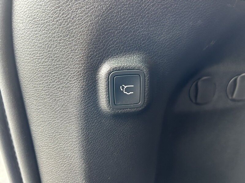 2019 Jeep Cherokee Trailhawk Elite Whitinsville MA
