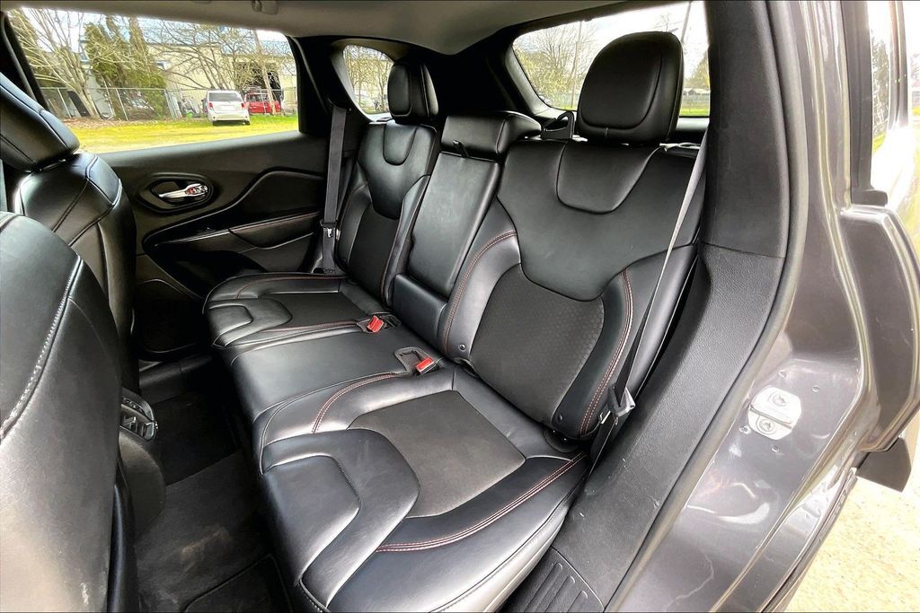 2019 Jeep Cherokee Trailhawk OR