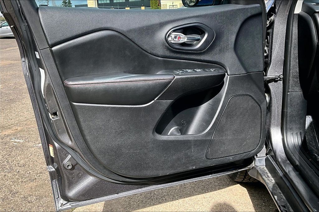 2019 Jeep Cherokee Trailhawk OR