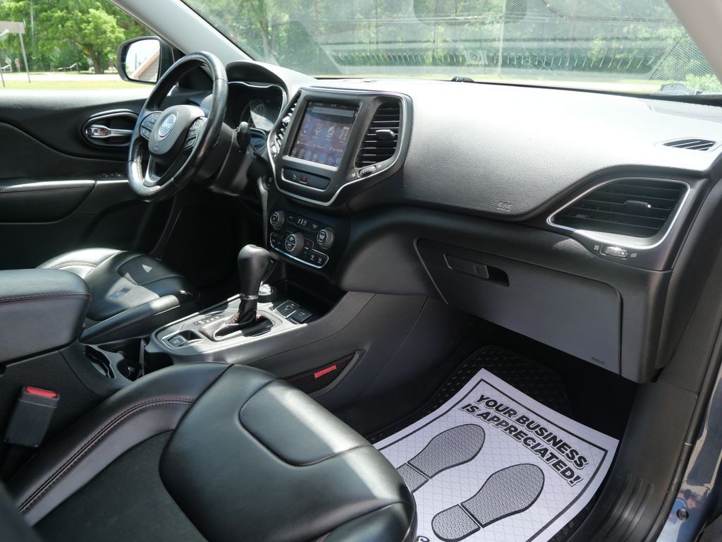 2019 Jeep Cherokee Trailhawk Mt Pleasant MI
