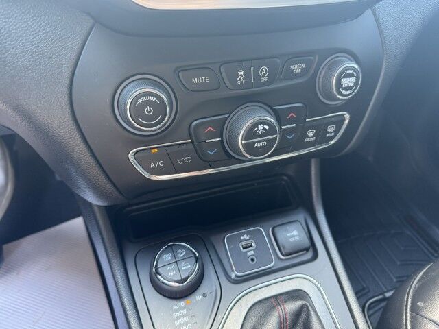 2019 Jeep Cherokee Trailhawk North Versailles PA