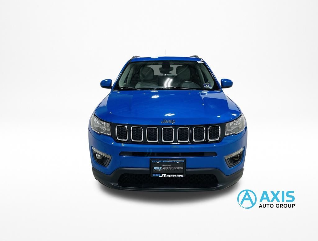 2019 Jeep Compass Latitude photo 3