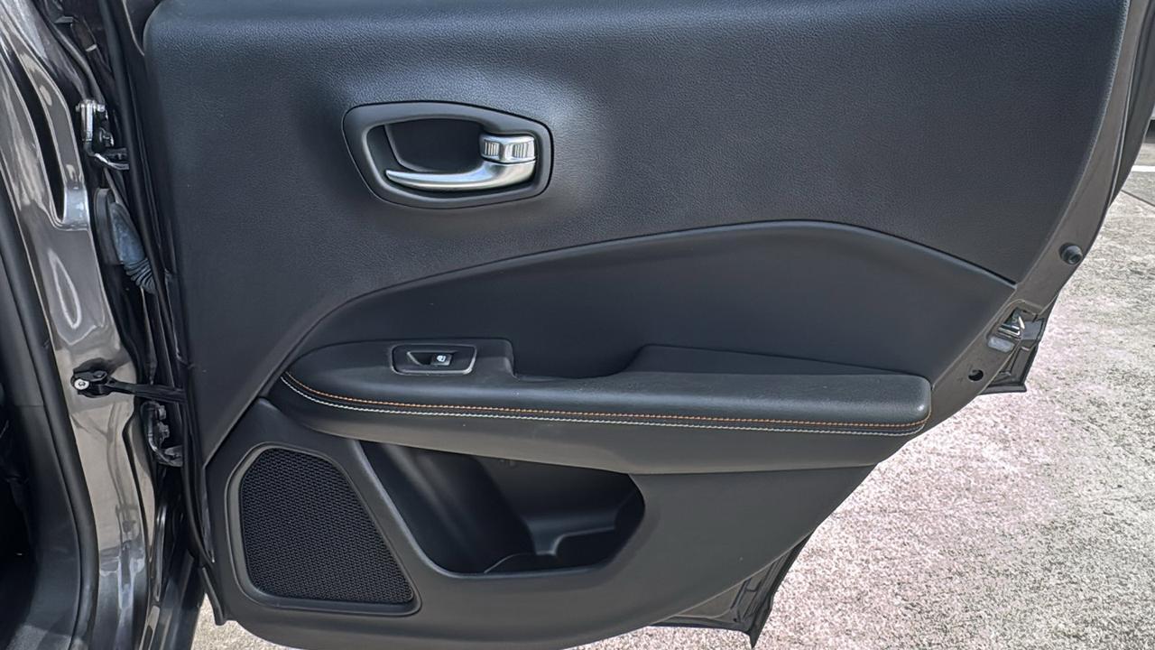 2019 Jeep Compass Latitude  Selma TX