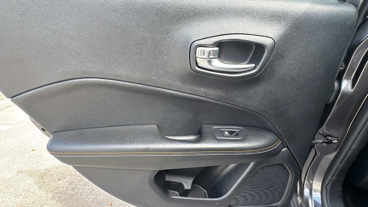 2019 Jeep Compass Latitude  Selma TX