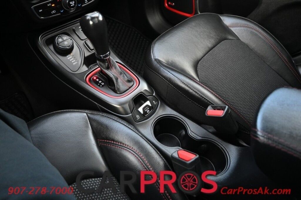 2019 Jeep Compass Trailhawk - 2.4L - Heated Front Seats - Remote Start - Navigation - Sunroof - Bluetooth - Safety & Security Group - Tow Package Anchorage AK