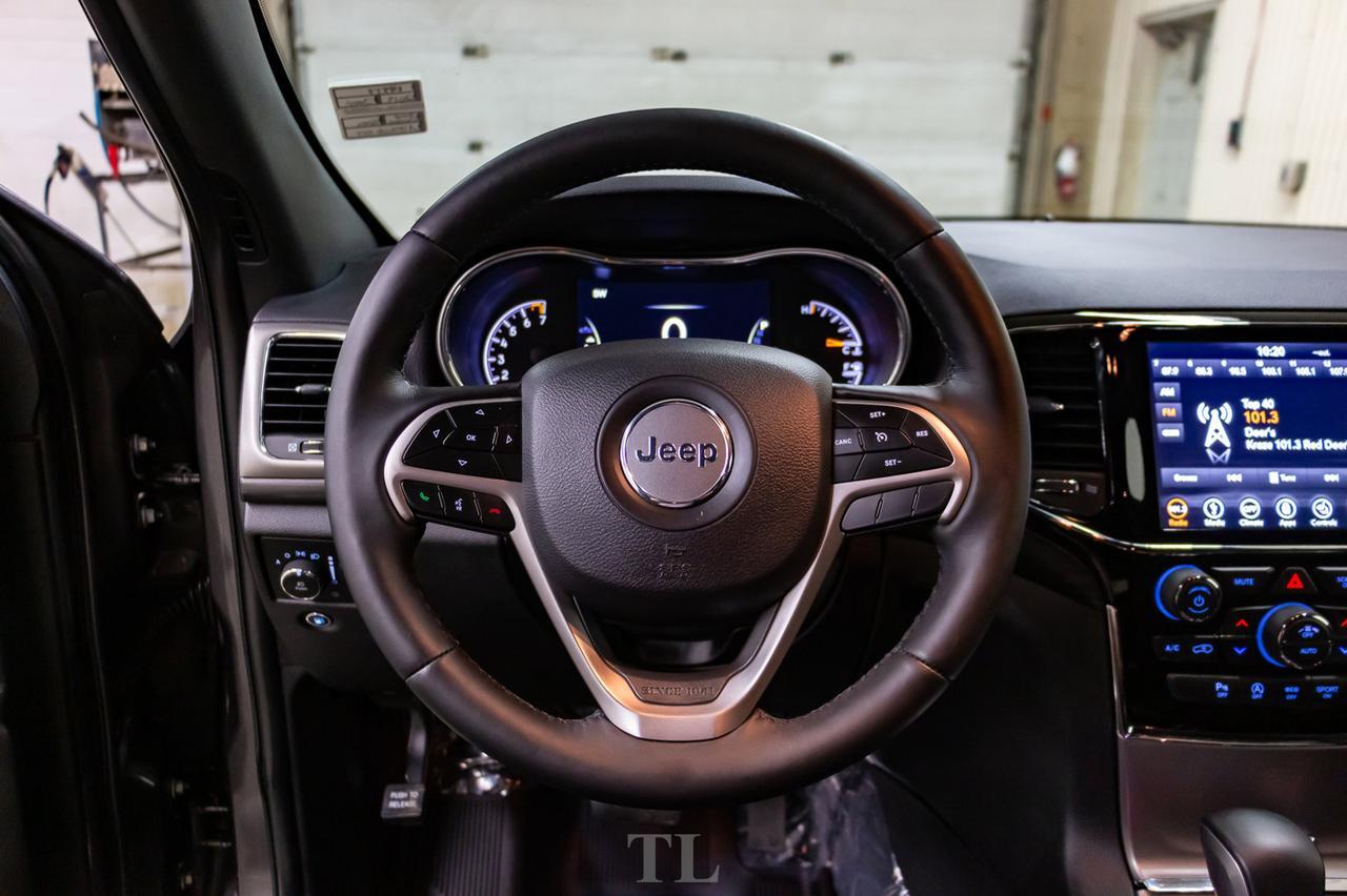 2019 Jeep Grand Cherokee 4x4 Altitude Leather Nav BCam Red Deer AB