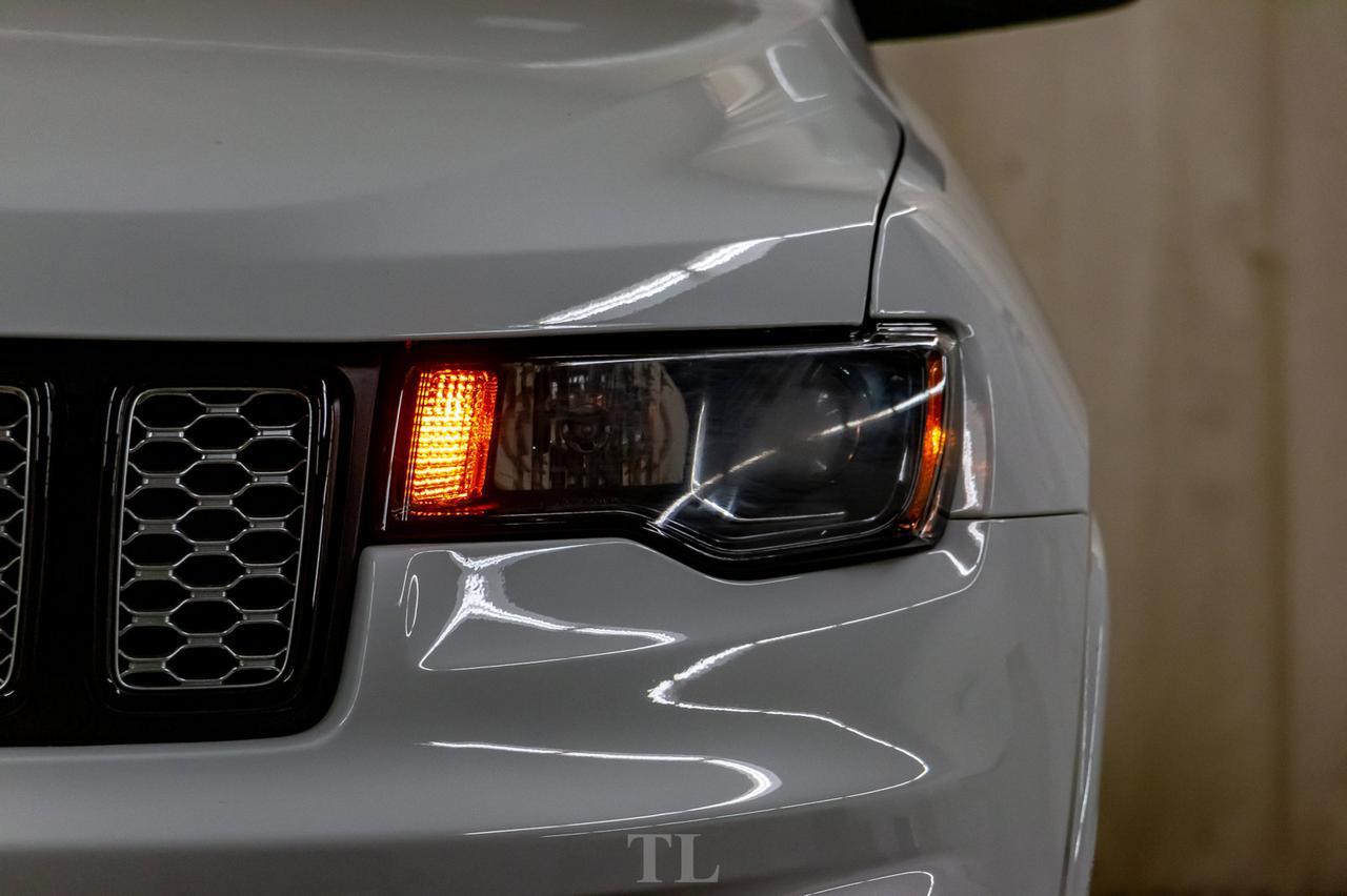 2019 Jeep Grand Cherokee 4x4 Altitude Leather Nav BCam Red Deer AB