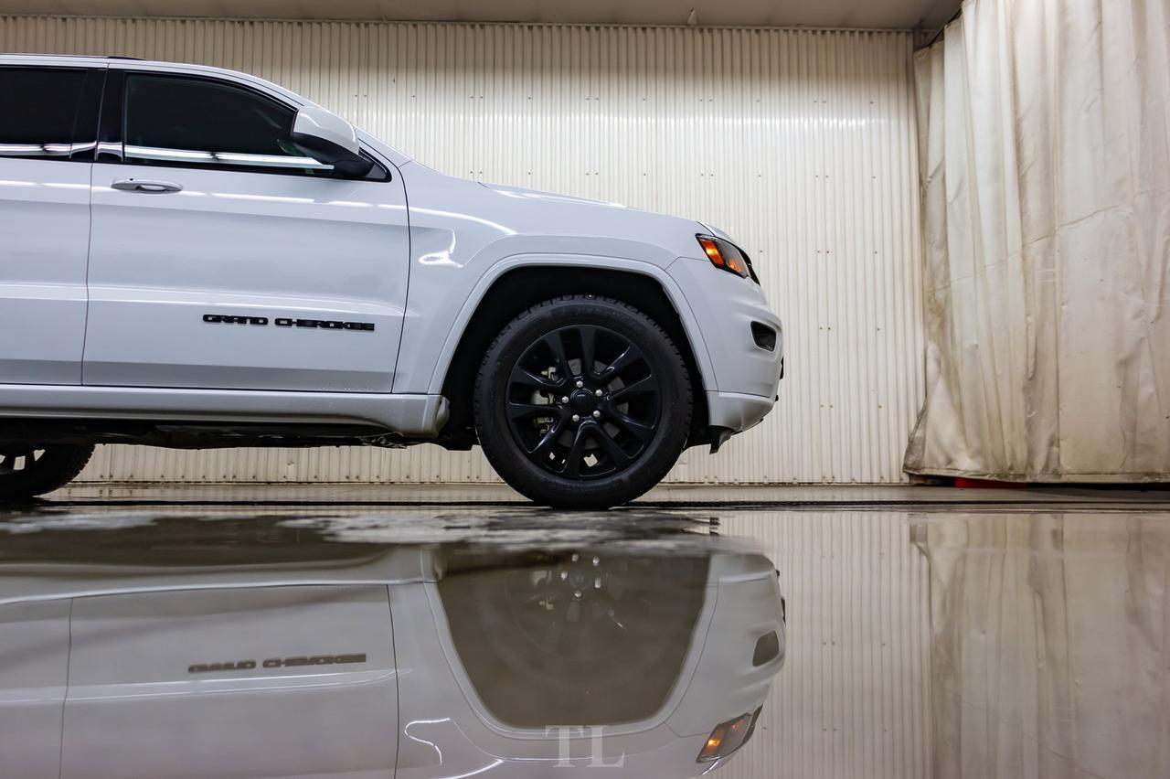 2019 Jeep Grand Cherokee 4x4 Altitude Leather Nav BCam Red Deer AB