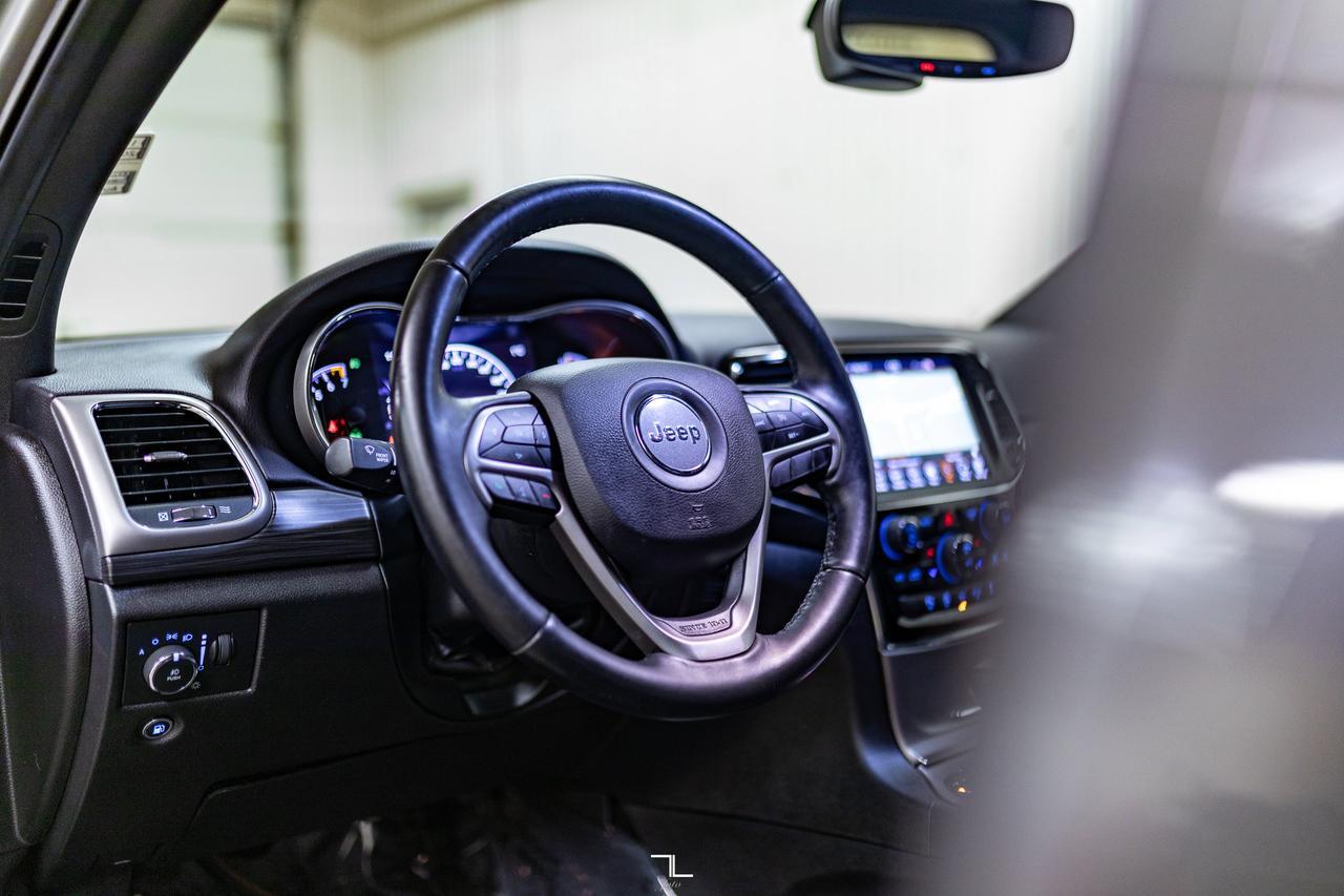 2019 Jeep Grand Cherokee 4x4 Altitude Leather Nav BCam Red Deer AB