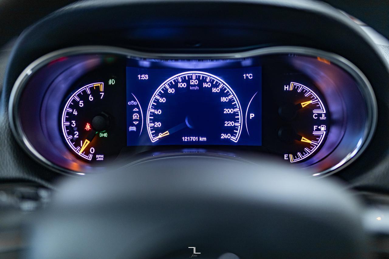 2019 Jeep Grand Cherokee 4x4 Altitude Leather Nav BCam Red Deer AB