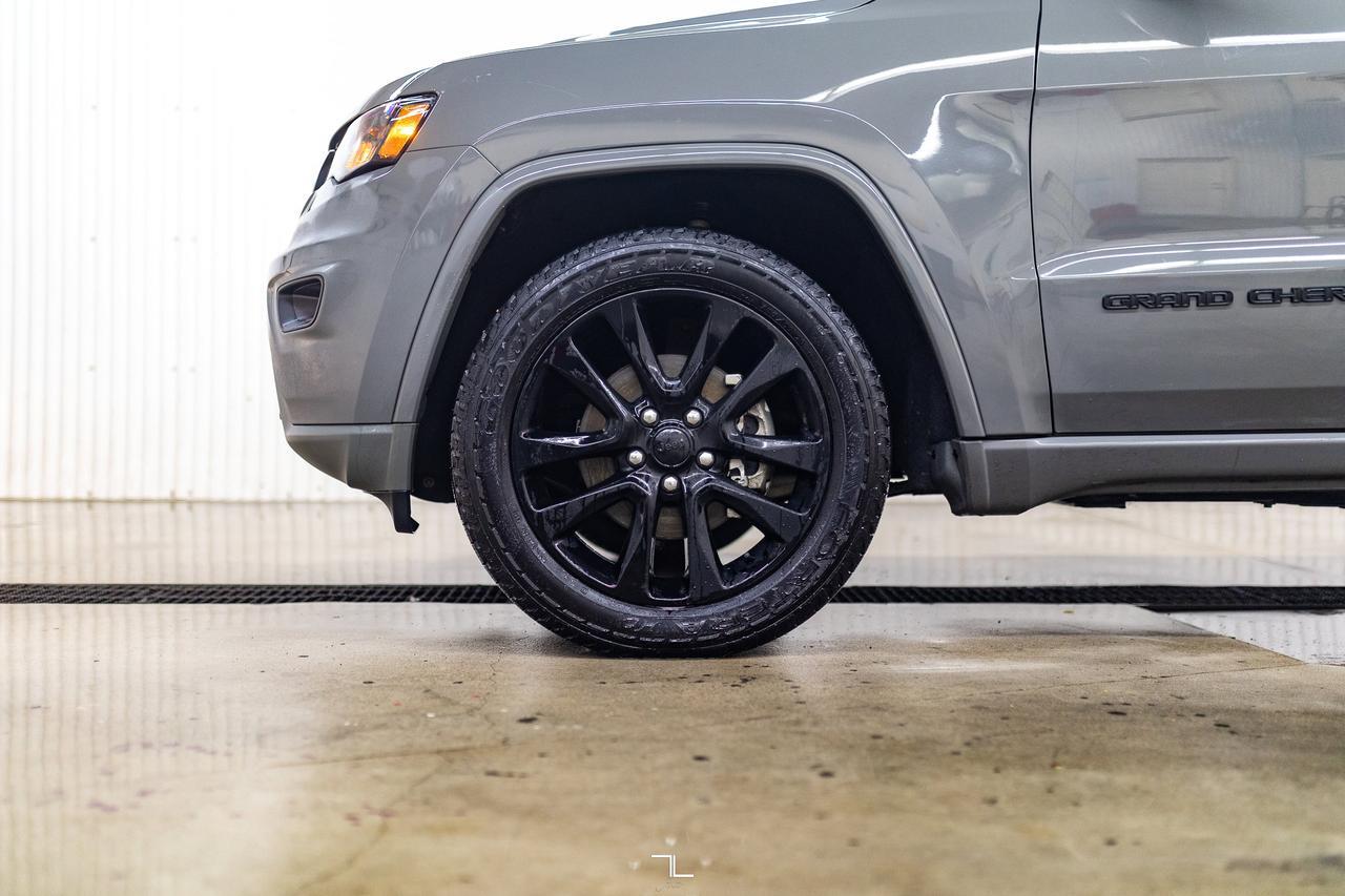 2019 Jeep Grand Cherokee 4x4 Altitude Leather Nav BCam Red Deer AB