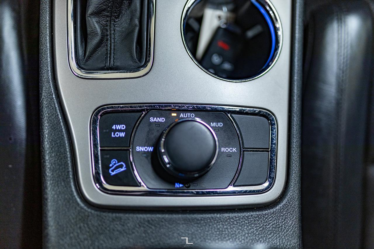 2019 Jeep Grand Cherokee 4x4 Altitude Leather Nav BCam Red Deer AB