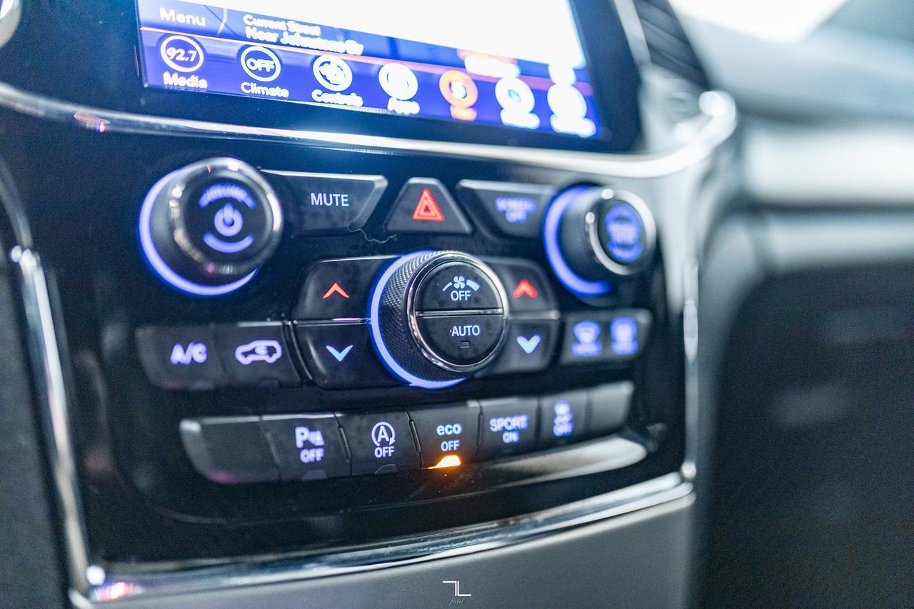 2019 Jeep Grand Cherokee 4x4 Altitude Leather Nav BCam Red Deer AB