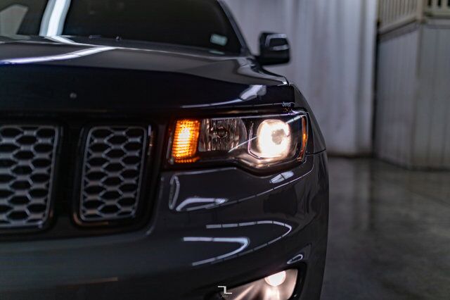 2019 Jeep Grand Cherokee 4x4 Altitude Leather Roof Nav BCam Red Deer AB