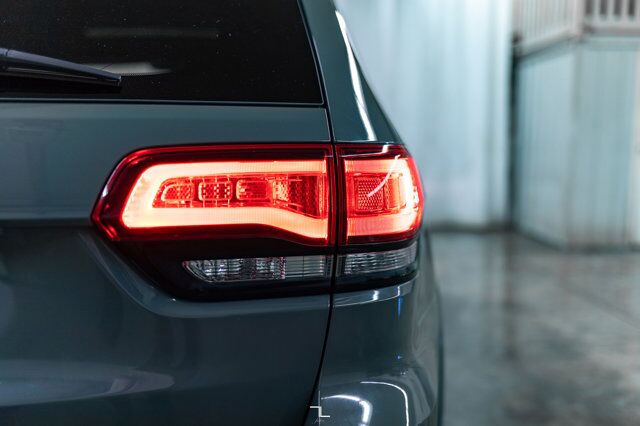 2019 Jeep Grand Cherokee 4x4 Altitude Leather Roof Nav BCam Red Deer AB