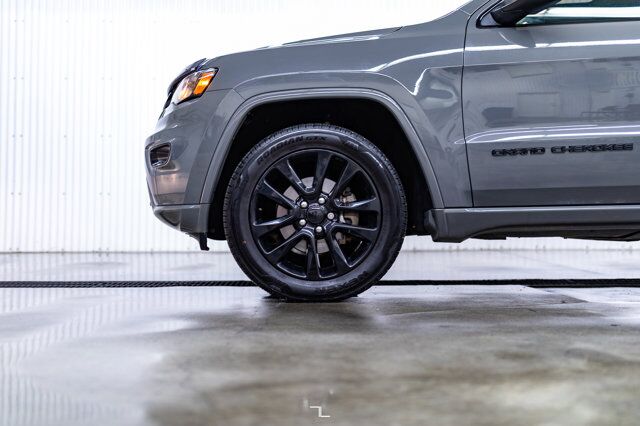 2019 Jeep Grand Cherokee 4x4 Altitude Leather Roof Nav BCam Red Deer AB