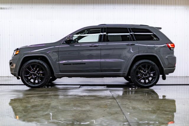 2019 Jeep Grand Cherokee 4x4 Altitude Leather Roof Nav BCam Red Deer AB