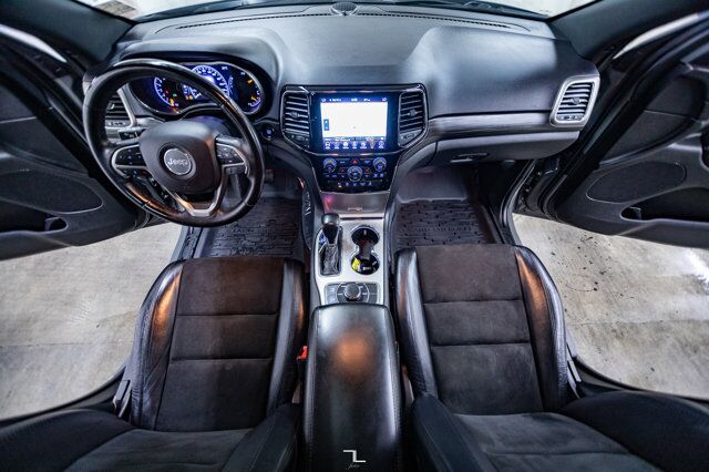 2019 Jeep Grand Cherokee 4x4 Altitude Leather Roof Nav BCam Red Deer AB