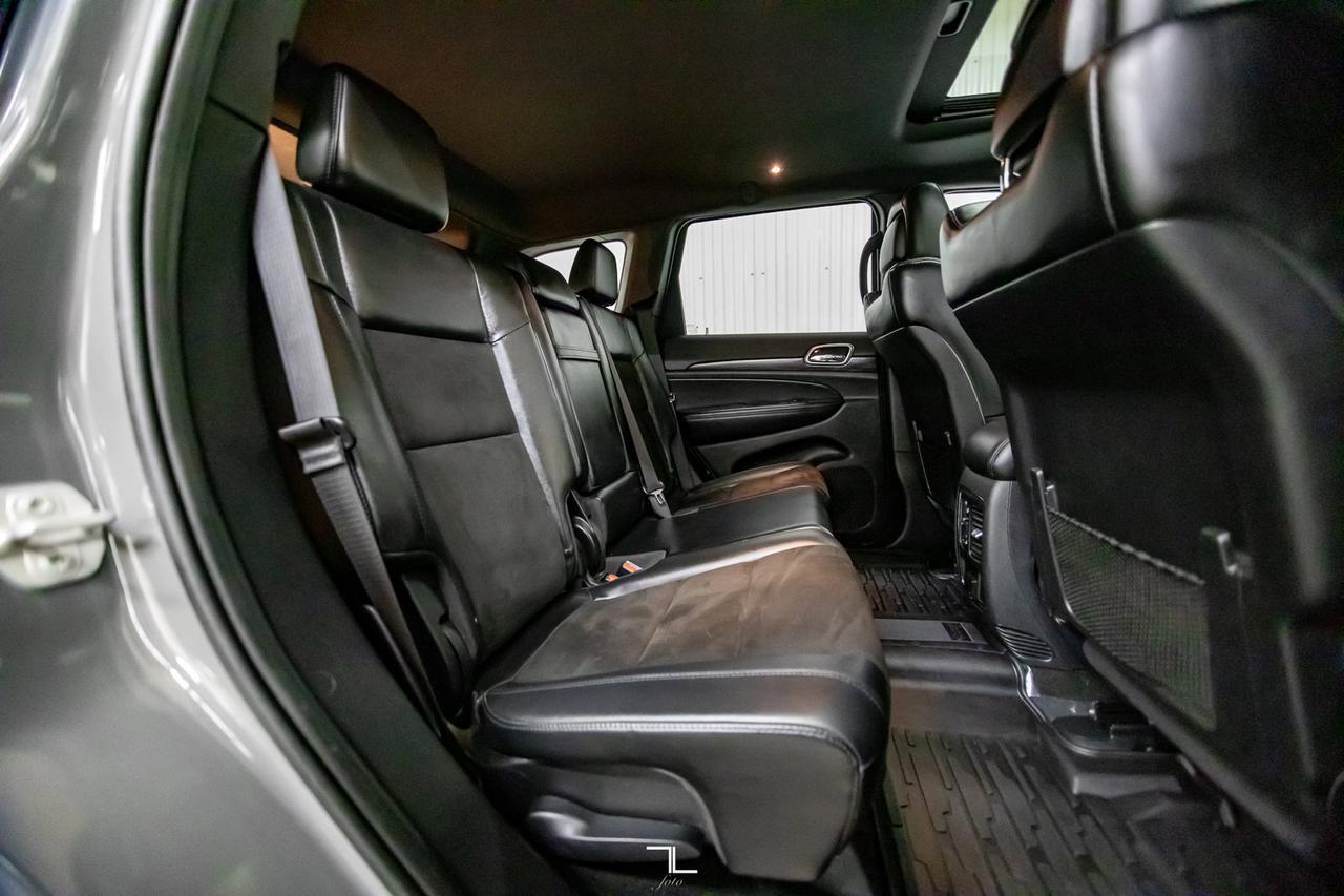 2019 Jeep Grand Cherokee 4x4 Altitude Leather Roof Nav BCam Red Deer AB