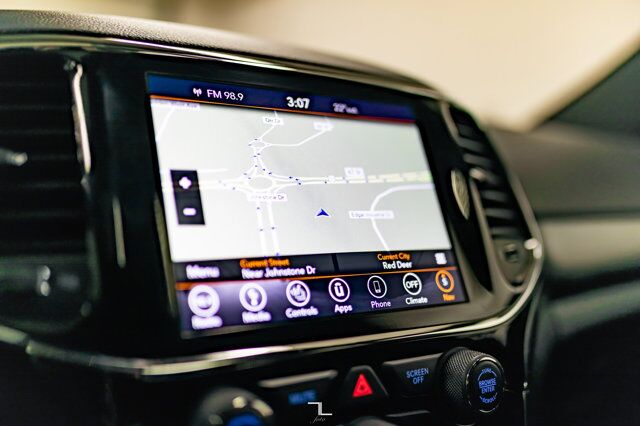 2019 Jeep Grand Cherokee 4x4 Altitude Leather Roof Nav BCam Red Deer AB