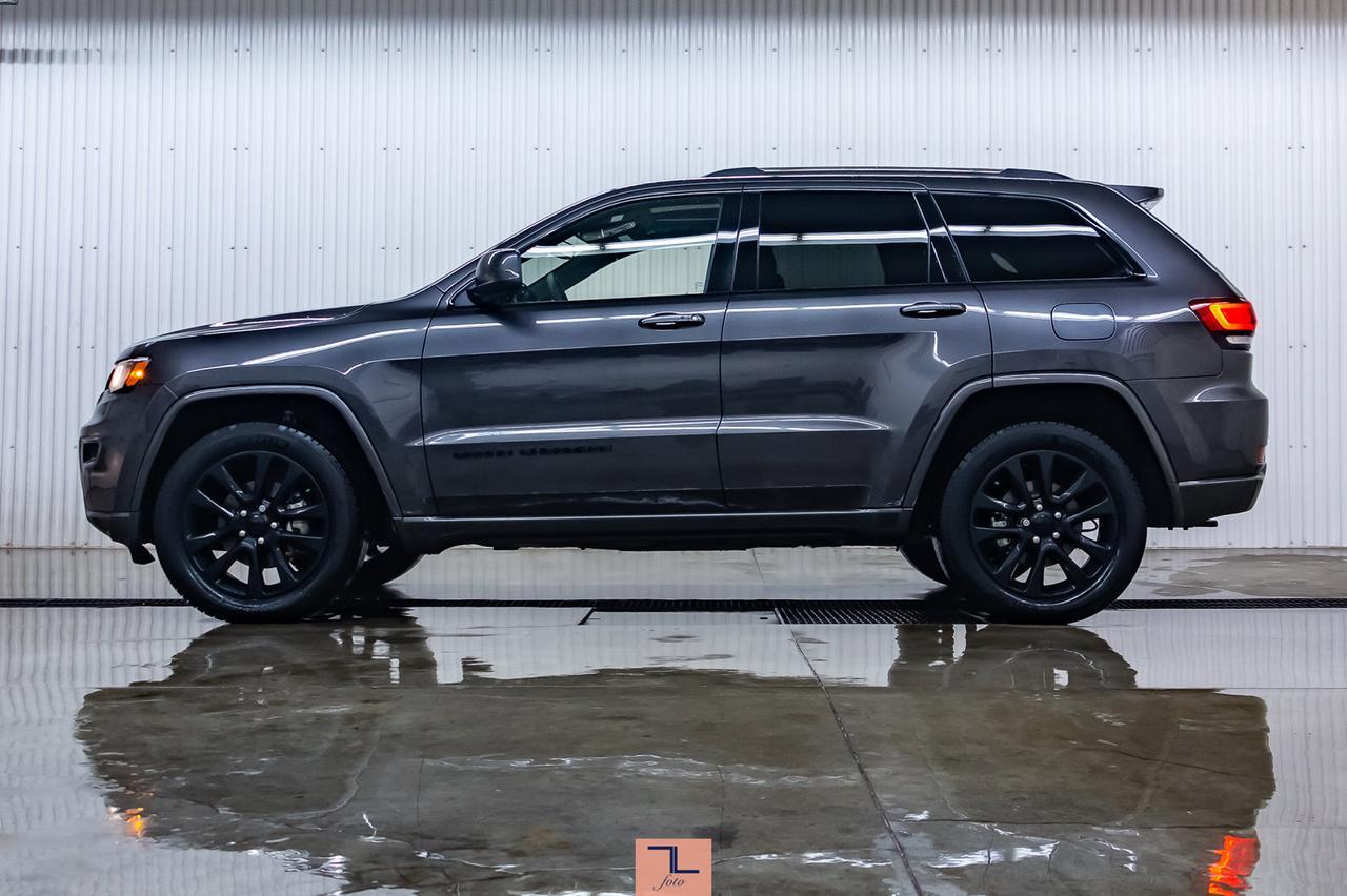 2019 Jeep Grand Cherokee 4x4 Altitude Leather Roof Nav BCam Red Deer AB