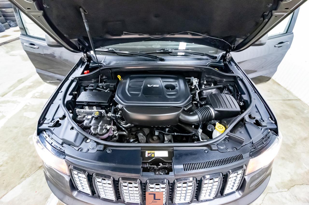 2019 Jeep Grand Cherokee 4x4 Altitude Leather Roof Nav BCam Red Deer AB