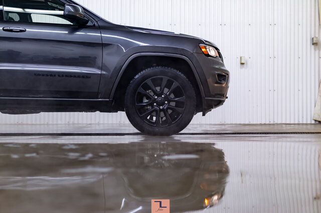 2019 Jeep Grand Cherokee 4x4 Altitude Leather Roof Nav BCam Red Deer AB