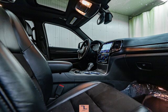 2019 Jeep Grand Cherokee 4x4 Altitude Leather Roof Nav BCam Red Deer AB