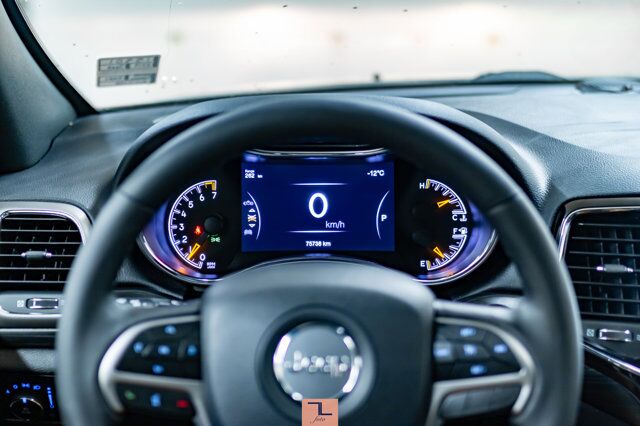 2019 Jeep Grand Cherokee 4x4 Altitude Leather Roof Nav BCam Red Deer AB