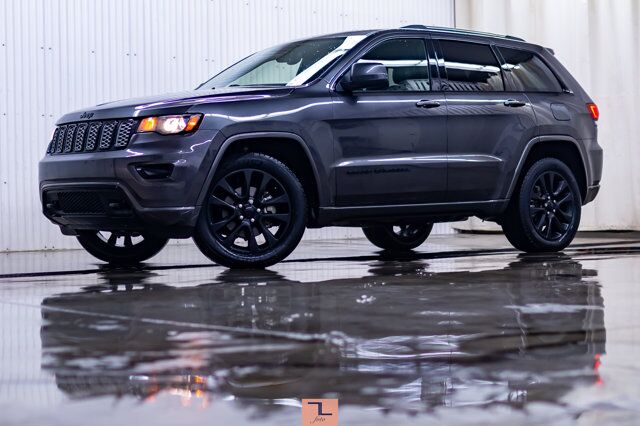 2019 Jeep Grand Cherokee 4x4 Altitude Leather Roof Nav BCam Red Deer AB