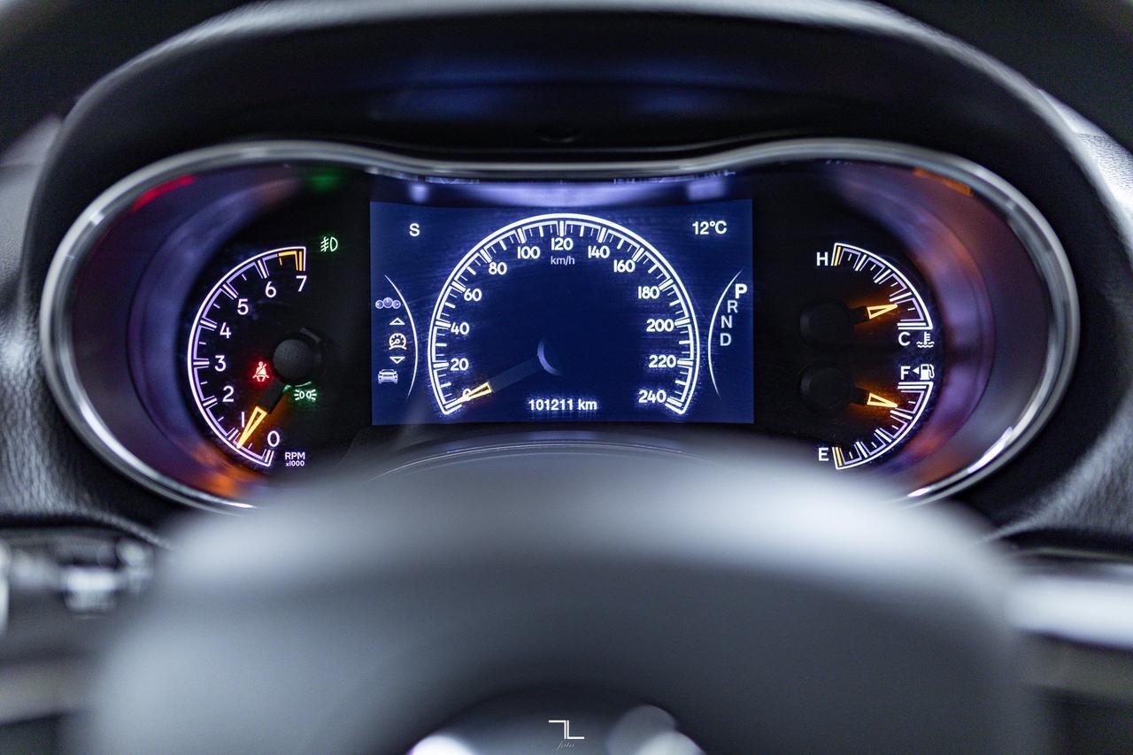 2019 Jeep Grand Cherokee 4x4 Altitude Leather Roof Nav BCam Red Deer AB