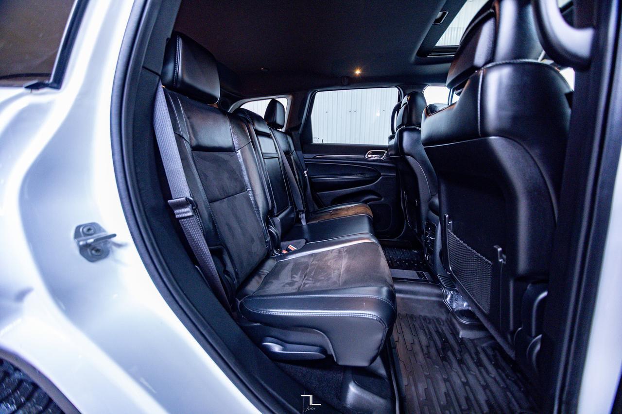 2019 Jeep Grand Cherokee 4x4 Altitude Leather Roof Nav BCam Red Deer AB