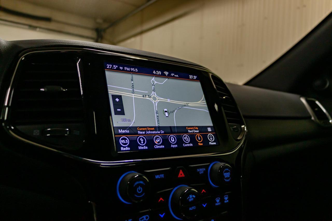 2019 Jeep Grand Cherokee 4x4 Altitude Leather Roof Nav Red Deer AB